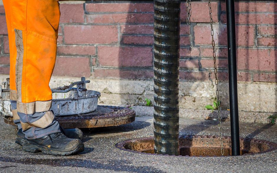 comment déboucher une canalisation Montrouge